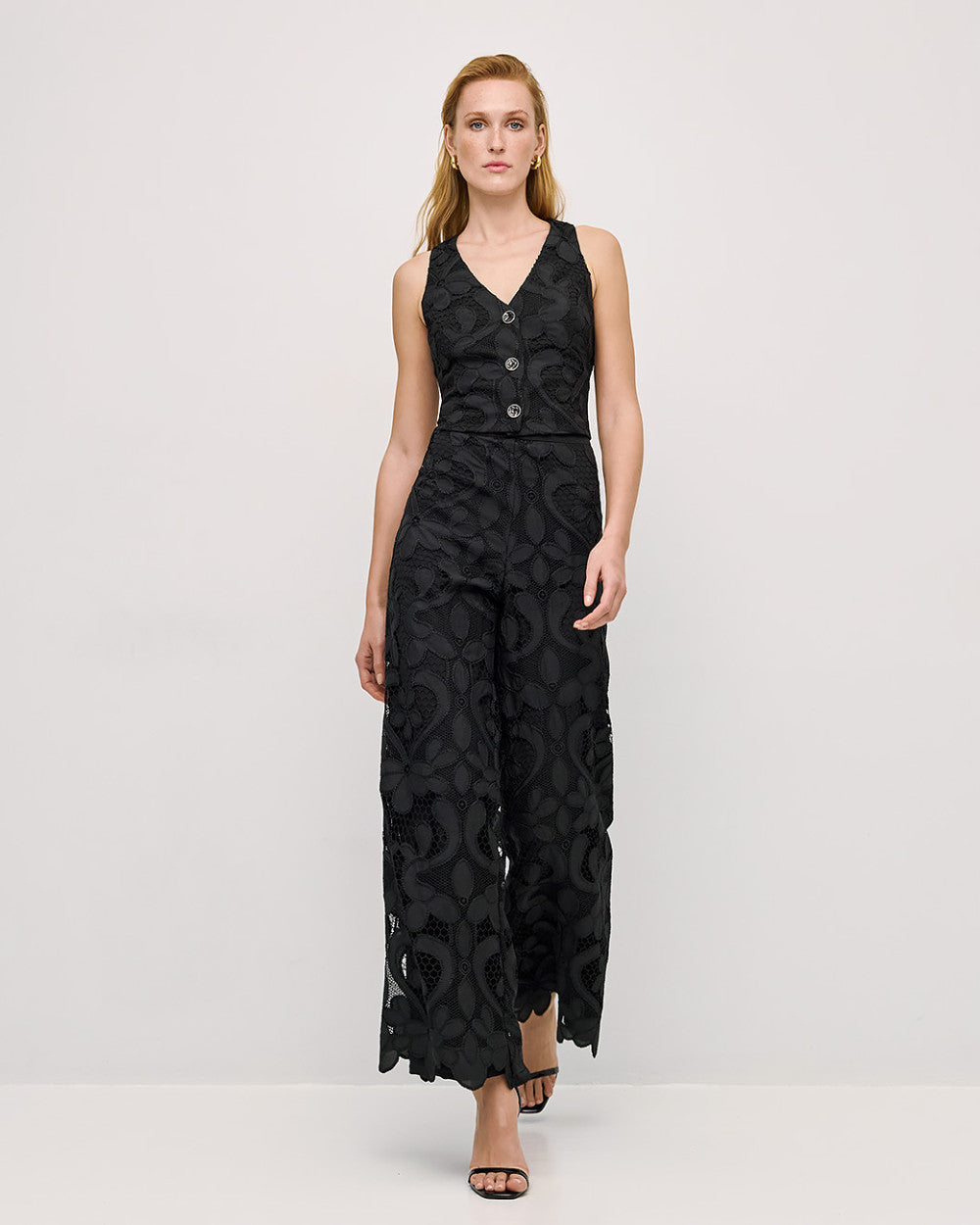 Top Gilet Brodé à Encolure en V